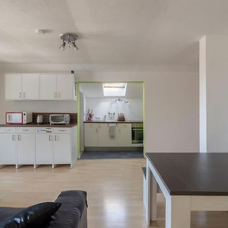 Lovely Spacious 3Room Loft Under Roof-100M2-Touristarea Rauth Zewnętrze zdjęcie