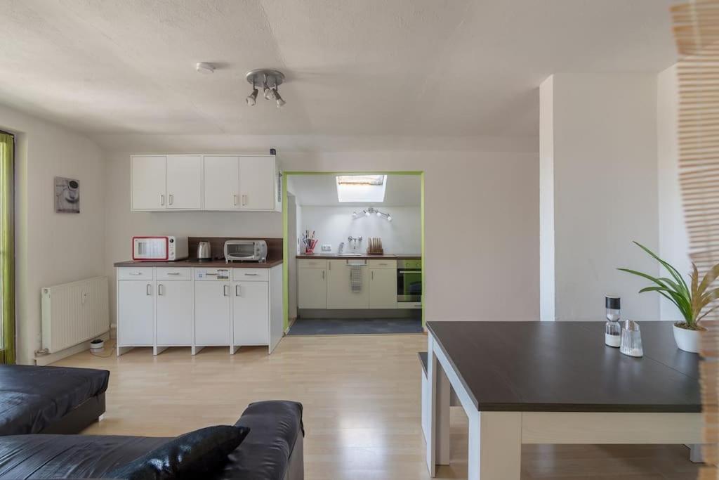 Lovely Spacious 3Room Loft Under Roof-100M2-Touristarea Rauth Zewnętrze zdjęcie